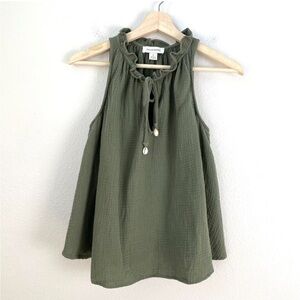 Calligraphie Women Medium
Green Seashell Tie Swing Tank Top
Sleeveless Shirt